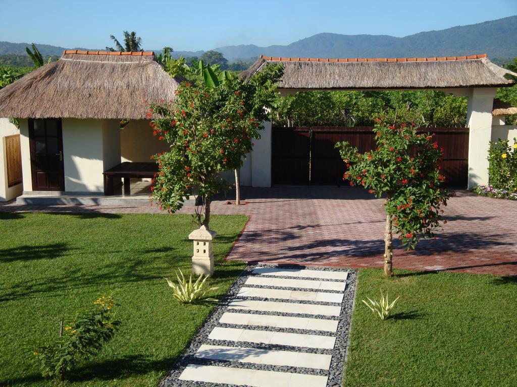 Villa Pelangi Bali Seririt  Kamer foto